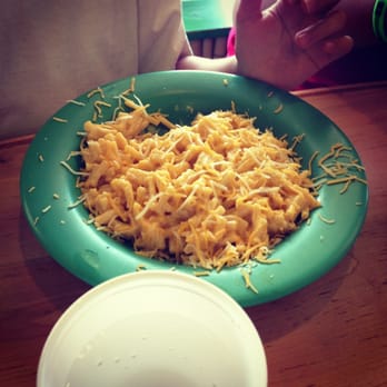 Coconuts Fish Cafe - Mac and cheese - Seafood Near Me - Kihei, Hawaii