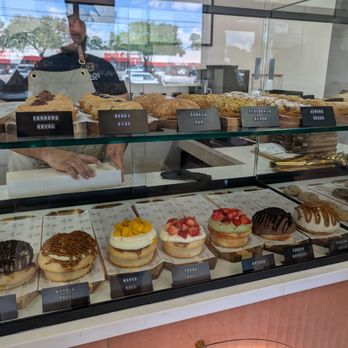 Haos Sweets - Rolls and Cheesecake Cookies - Bakeries Near Me - Houston, Texas Haos Sweets - Rolls and Cheesecake Cookies - Bakeries Near Me - Houston, Texas