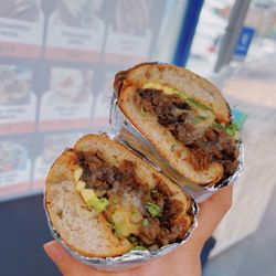 Amelia's Mexipino - Bistek torta