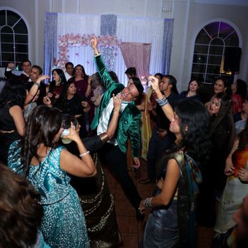 DJ B&T - At Ashyana Banquets - Downers Grove - DJs Near Me