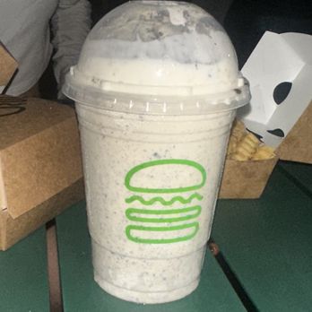 Shake Shack Madison Square Park - Cookie funnel cake shake - Fast Food Near Me - New York, New York