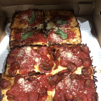Gibroni's Pizza - Delicious! - Pizza Near Me - San Clemente, California Gibroni's Pizza - Delicious! - Pizza Near Me - San Clemente, California