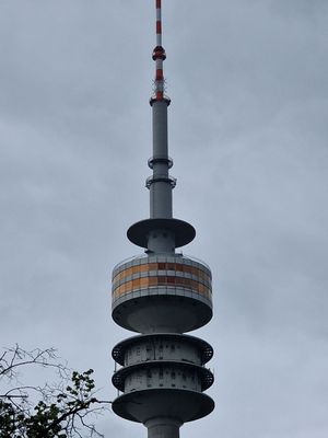 Olympiaturm by null