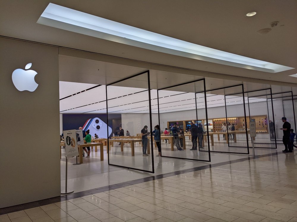 APPLE NATICK Updated August 2024 25 Photos & 122 Reviews 1245