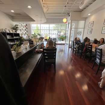 Blue Kale Cafe & Lounge - Cafes Near Me - Skokie, Illinois
