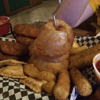 Carmella's Cafe - Sampler (appetizer) - Italian Near Me - New Hartford, New York