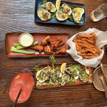 Lewes Oyster House - Wings, oysters, and fries - Seafood Near Me - Lewes, Delaware Lewes Oyster House - Wings, oysters, and fries - Seafood Near Me - Lewes, Delaware