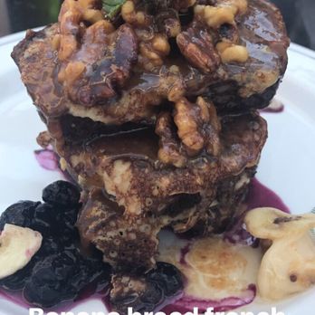 Hart's Table & Bar - Canadian (New) Near Me - Edmonton, Alberta