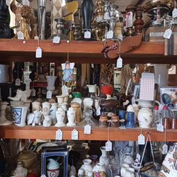 Rt. 340 Harpers Ferry Indoor and Outdoor Flea Market