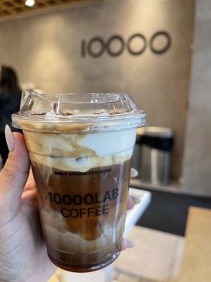 Ten Thousand Coffee by null