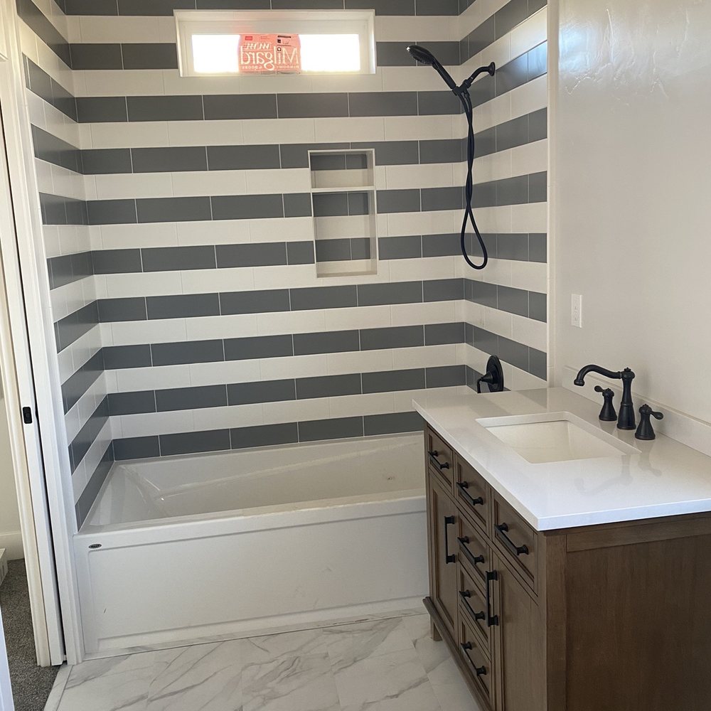 Ceramic Designs by Ron Green - Tiling Near Me - Redding, California Ceramic Designs by Ron Green - Tiling Near Me - Redding, California