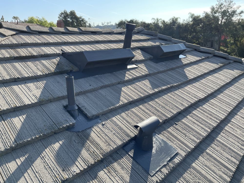 Slide of MAR Roofing