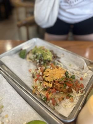 Tacos El Patrón & Bar by null