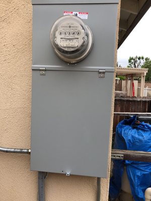 Oliver Electric & Integrated Systems Logo