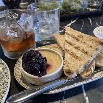 Petite Vie - Cafes Near Me - Western Springs, Illinois Petite Vie - Cafes Near Me - Western Springs, Illinois