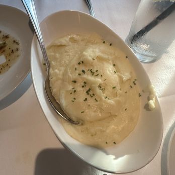 Eddie V's Prime Seafood - Mashed potatoes - Seafood Near Me - El Segundo, California Eddie V's Prime Seafood - Mashed potatoes - Seafood Near Me - El Segundo, California