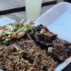 LynnRich Jamaican Cuisine - Oxtail plate