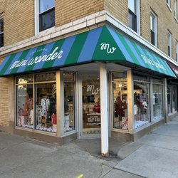 Mini Wonder - View of storefront in Southport