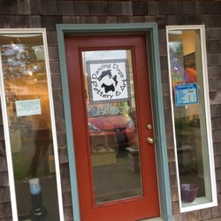 Dancing Dogs Pottery& Art