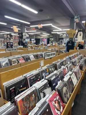 The Record Exchange by null
