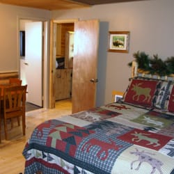Moose Creek Cabins - Montana Loft