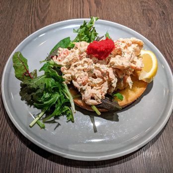 Kaffistova - 08/28/23 Sandwich Skagenrøre - Shrimp, Crayfish, Crayfish Roe, Mayonnaise, Lemon - Traditional Norwegian Near Me - Oslo, 03 Kaffistova - 08/28/23 Sandwich Skagenrøre - Shrimp, Crayfish, Crayfish Roe, Mayonnaise, Lemon - Traditional Norwegian Near Me - Oslo, 03