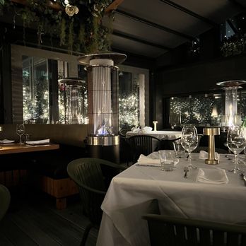 Black+Blue Vancouver - Steakhouses Near Me - Vancouver, British Columbia