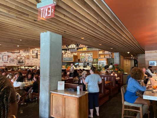 Taverna by null