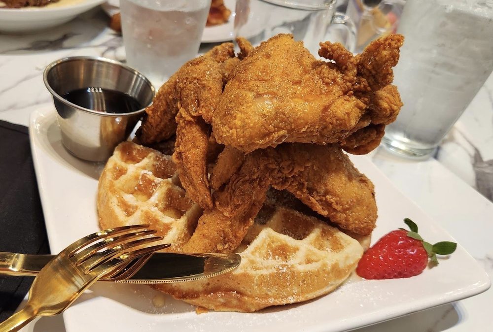 SCRUMDIDDLYUMPTIOUS 210 Photos & 141 Reviews 169 S Perry St