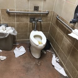 Valero Corner Store - Circle K restroms