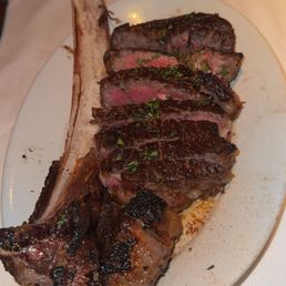 Tomahawk Ribeye 40oz Tomahawk Ribeye 40oz