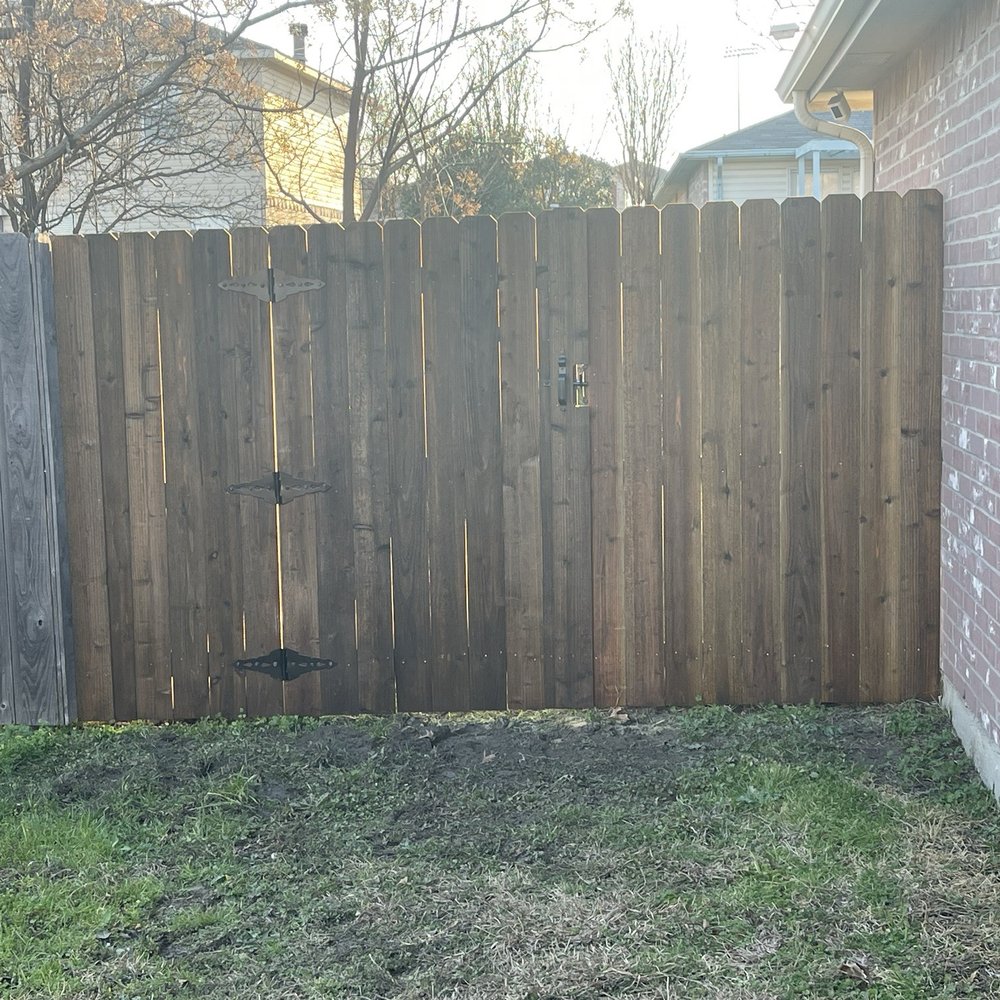 Family First Fencing - New side fence with new gate. Tension bar on the other side of gate to help maintain gate level with fencing. - Fences & Gates Near Me Family First Fencing - New side fence with new gate. Tension bar on the other side of gate to help maintain gate level with fencing. - Fences & Gates Near Me