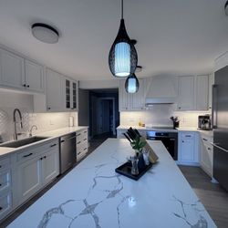 Smart Electric, Heating, and Air - The under cabinet lighting in our remodeled kitchen. A wonderful finishing touch thanks to Smart Electric.