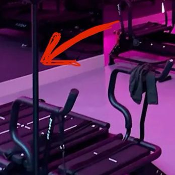 Reformd - Metal piece that fell on my back. - Pilates Near Me - Toronto, Ontario