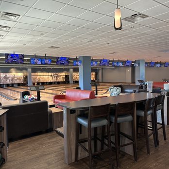 Pinstripes - Bowling Near Me - San Mateo, California Pinstripes - Bowling Near Me - San Mateo, California