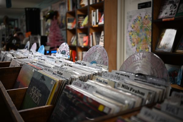 Grimey's New & Preloved Music by null