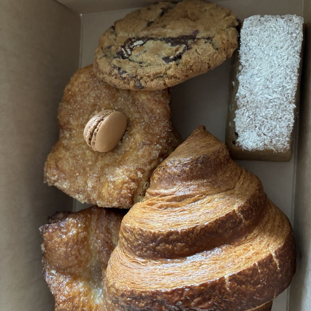 Craftsman and Wolves - Pastries - Patisserie/Cake Shop Near Me - Mountain View, California Craftsman and Wolves - Pastries - Patisserie/Cake Shop Near Me - Mountain View, California