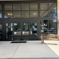Center For Living Well - Storefront