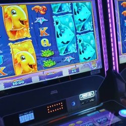 Pete's Gambling Hall - Try your luck!