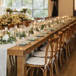 The Secret Garden - Flowers by Jerri Disney
Photos by Epic Events Studios