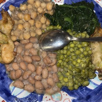 La Tagliata - Beans, spinach, peas - Italian Near Me - Positano, SA La Tagliata - Beans, spinach, peas - Italian Near Me - Positano, SA
