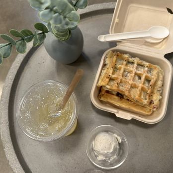 Heybings - Sesame peanut mochi waffle + Yuzu refresher. - Desserts Near Me - Costa Mesa, California