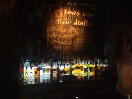 Chinaski Studio & Bar by null