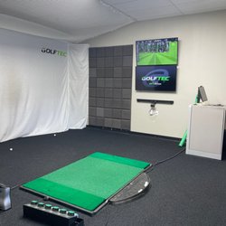 Golf Tec - One of 4 Bays for lessons and members to use and practice.