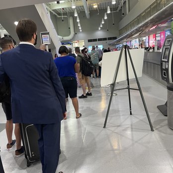 Avis - Avis Long lines - Car Rental Near Me - Indianapolis, Indiana Avis - Avis Long lines - Car Rental Near Me - Indianapolis, Indiana