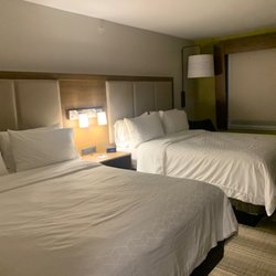 Holiday Inn Express & Suites Florence - Cincinnati Airport