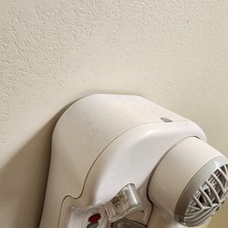 Candlewood Suites Syracuse-Airport - Thick dust