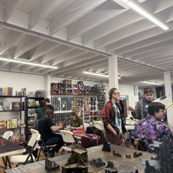 Emerald City Comics Games Toys - A packed Sunday in the new game room!