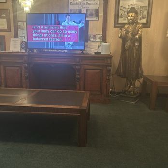 Hayes Chiropractic Offices - I love the old furniture here. So beautiful - Chiropractors Near Me - Lodi, California Hayes Chiropractic Offices - I love the old furniture here. So beautiful - Chiropractors Near Me - Lodi, California