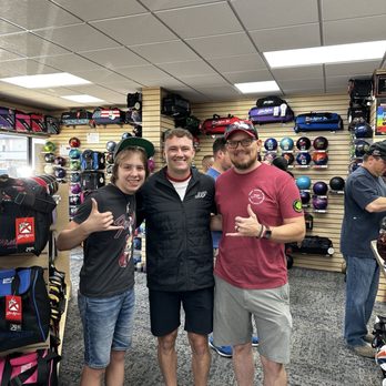 Tom Kelley's Bowling Pro Shop - Keven Williams, PBA Pro - Sporting Goods Near Me - Omaha, Nebraska